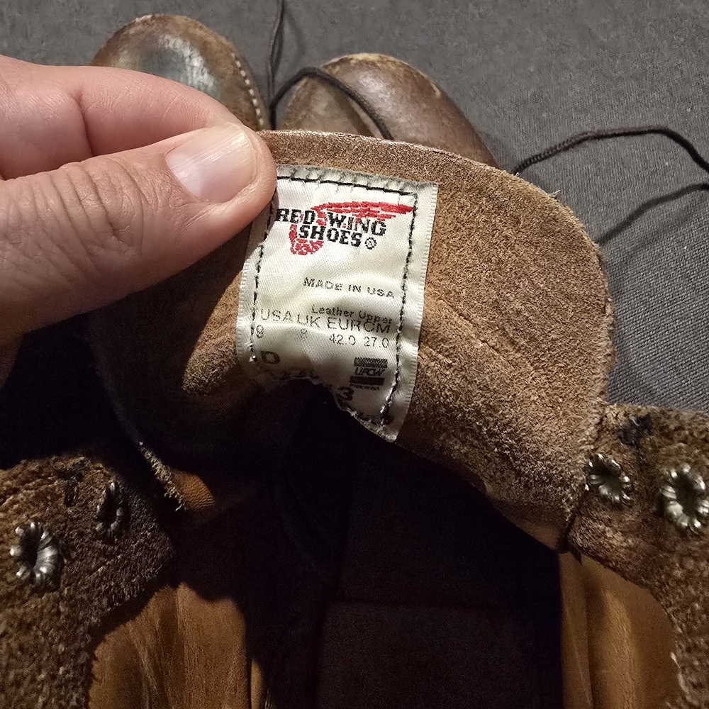 Red Wing Shoes Distressed Brown Leather Boots - Picture 4 of 8